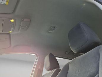 Nissan Leaf 30kWh Black Edition Hatchback 5dr Electric Auto (109 bhp)