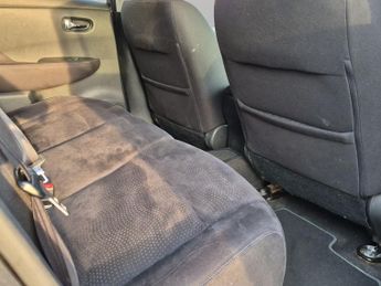 Nissan Leaf 30kWh Black Edition Hatchback 5dr Electric Auto (109 bhp)