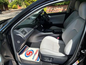 Lexus CT 1.8 200h Premier CVT Euro 5 (s/s) 5dr