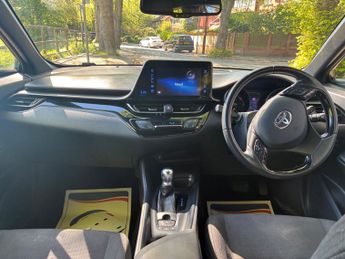 Toyota C-HR 1.8 VVT-h Icon CVT Euro 6 (s/s) 5dr