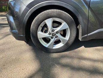 Toyota C-HR 1.8 VVT-h Icon CVT Euro 6 (s/s) 5dr