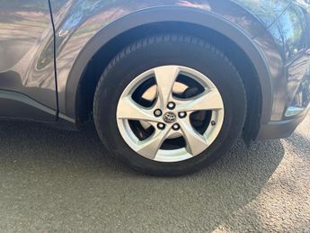 Toyota C-HR 1.8 VVT-h Icon CVT Euro 6 (s/s) 5dr