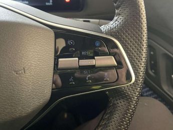Nissan ARIYA 87kWh Evolve SUV 5dr Electric Auto 22kW Charger (242 ps)