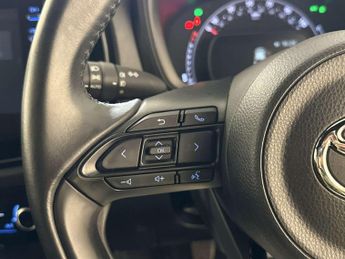 Toyota Aygo X 1.0 VVT-i Edge Hatchback 5dr Petrol Manual Euro 6 (s/s) (72 ps)