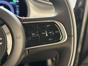 Fiat 500e 42kWh Icon Hatchback 3dr Electric Auto (118 ps)