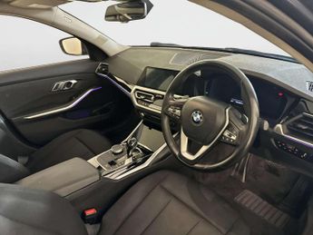 BMW 3 Series 2.0 330e 12kWh SE Pro Saloon 4dr Petrol Plug-in Hybrid Auto Euro