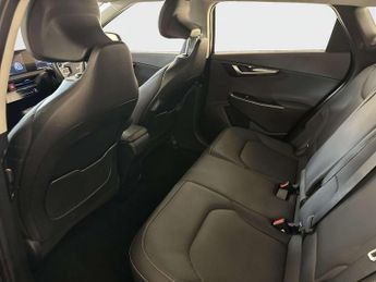Kia EV6 77.4kWh Air Hatchback 5dr Electric Auto (225 bhp)