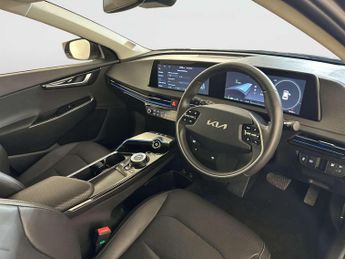 Kia EV6 77.4kWh Air Hatchback 5dr Electric Auto (225 bhp)