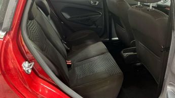 Ford Fiesta 1.0T EcoBoost Zetec Euro 6 (s/s) 5dr