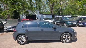 Volkswagen e-Golf 35.8kWh e-Golf Auto 5dr