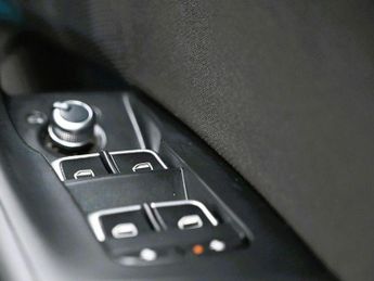 AUDI Q3 1.4 TFSI CoD Sport SUV 5dr Petrol S Tronic Euro 6 (s/s) (150 ps)