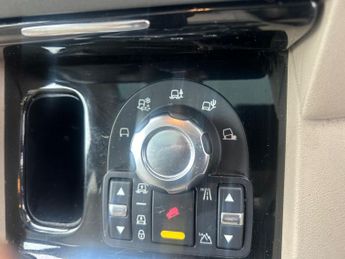 Land Rover Discovery 4 3.0 TD V6 HSE Auto 4WD Euro 4 5dr