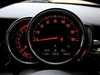 MINI Hatch 2.0 Cooper S Classic Steptronic Euro 6 (s/s) 5dr