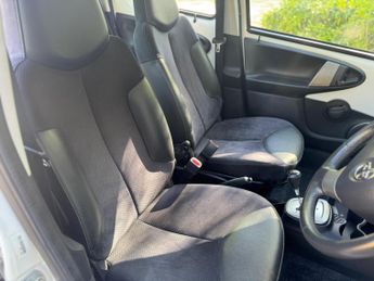 Toyota AYGO 1.0 VVT-i Ice MultiMode Euro 5 5dr