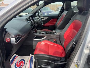 Jaguar F-PACE 2.0 D180 R-Sport Auto AWD Euro 6 (s/s) 5dr