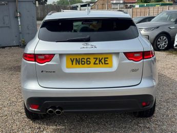 Jaguar F-PACE 2.0 D180 R-Sport Auto AWD Euro 6 (s/s) 5dr