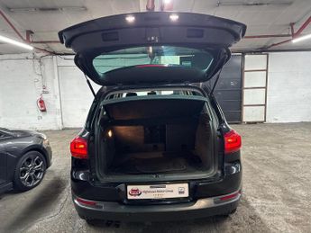 Volkswagen Tiguan 2.0 TDI BlueMotion Tech Match Edition DSG 4WD Euro 6 (s/s) 5dr