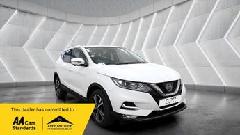 Nissan Qashqai 1.2 DIG-T N-Connecta XTRON Euro 6 (s/s) 5dr