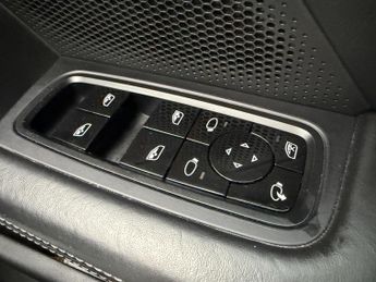 Porsche Taycan Performance Plus 93.4kWh Turbo Auto 4WD 4dr