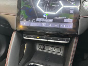 MG MG ZS 51.1kWh Trophy Auto 5dr