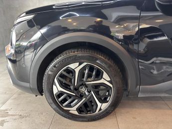 Citroen C4 1.2 PureTech Shine Plus EAT8 Euro 6 (s/s) 5dr