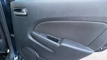 Mazda Mazda2 1.3 Sport Venture Euro 5 5dr