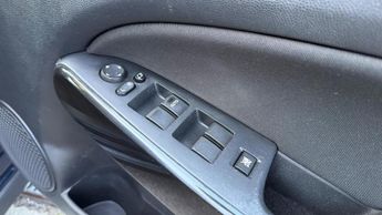 Mazda Mazda2 1.3 Sport Venture Euro 5 5dr