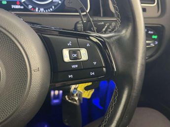 Volkswagen Golf 2.0 TSI R Hatchback 5dr Petrol DSG 4Motion Euro 6 (s/s) (300 ps)