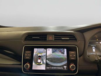 Nissan Leaf 40kWh Tekna Hatchback 5dr Electric Auto (150 ps)