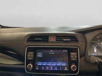 Nissan Leaf 40kWh Tekna Hatchback 5dr Electric Auto (150 ps)