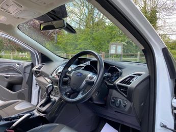 Ford Kuga 2.0 TDCi Titanium Powershift AWD Euro 6 (s/s) 5dr