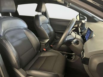 MG MG4 77kWh Trophy Extended Range Hatchback 5dr Electric Auto (245 ps)