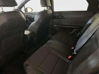 MG MG4 77kWh Trophy Extended Range Hatchback 5dr Electric Auto (245 ps)