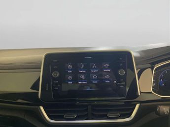 Volkswagen T-Roc 1.5 TSI R-Line SUV 5dr Petrol Manual Euro 6 (s/s) (150 ps)