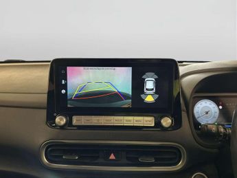 Hyundai KONA 64kWh Premium SUV 5dr Electric Auto (10.5kW Charger) (204 ps)