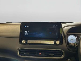 Hyundai KONA 64kWh Premium SUV 5dr Electric Auto (10.5kW Charger) (204 ps)