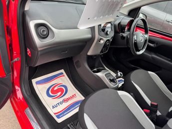 Toyota AYGO 1.0 VVT-i x-play x-shift Euro 6 5dr