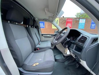 Volkswagen Transporter 2.0 TDI T32 BlueMotion Tech Startline FWD LWB Euro 6 (s/s) 5dr