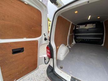Volkswagen Transporter 2.0 TDI T32 BlueMotion Tech Startline FWD LWB Euro 6 (s/s) 5dr
