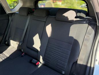 Toyota Auris 1.6 D-4D Design Euro 6 (s/s) 5dr