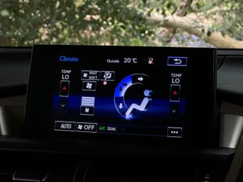 Lexus NX 2.5 300h Premier E-CVT 4WD Euro 6 (s/s) 5dr