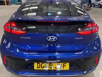 Hyundai IONIQ 1.6 h-GDi Premium DCT Euro 6 (s/s) 5dr