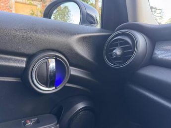 MINI Hatch 1.5 Cooper Classic Steptronic Euro 6 (s/s) 5dr