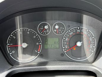 Ford Fiesta 1.6 Ghia 5dr