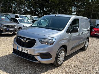 Vauxhall Combo 1.5 Turbo D 2000 Sportive L1 H1 Euro 6 (s/s) 4dr