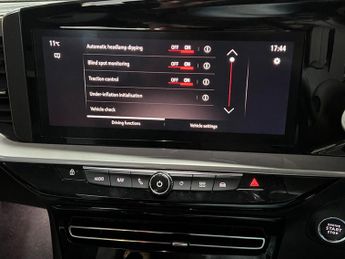 Vauxhall Mokka Electric 50kWh Elite Nav Premium Auto 5dr