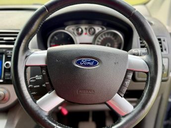 Ford Kuga 2.0 TDCi Titanium Powershift AWD Euro 5 5dr