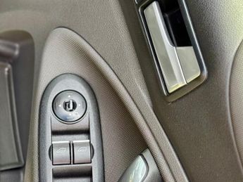 Ford Kuga 2.0 TDCi Titanium Powershift AWD Euro 5 5dr