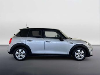 MINI Hatch 1.5 Cooper Classic Hatchback 5dr Petrol Steptronic Euro 6 (s/s) 