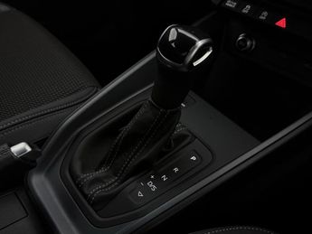 Audi A1 1.0 TFSI 30 S line Sportback S Tronic Euro 6 (s/s) 5dr